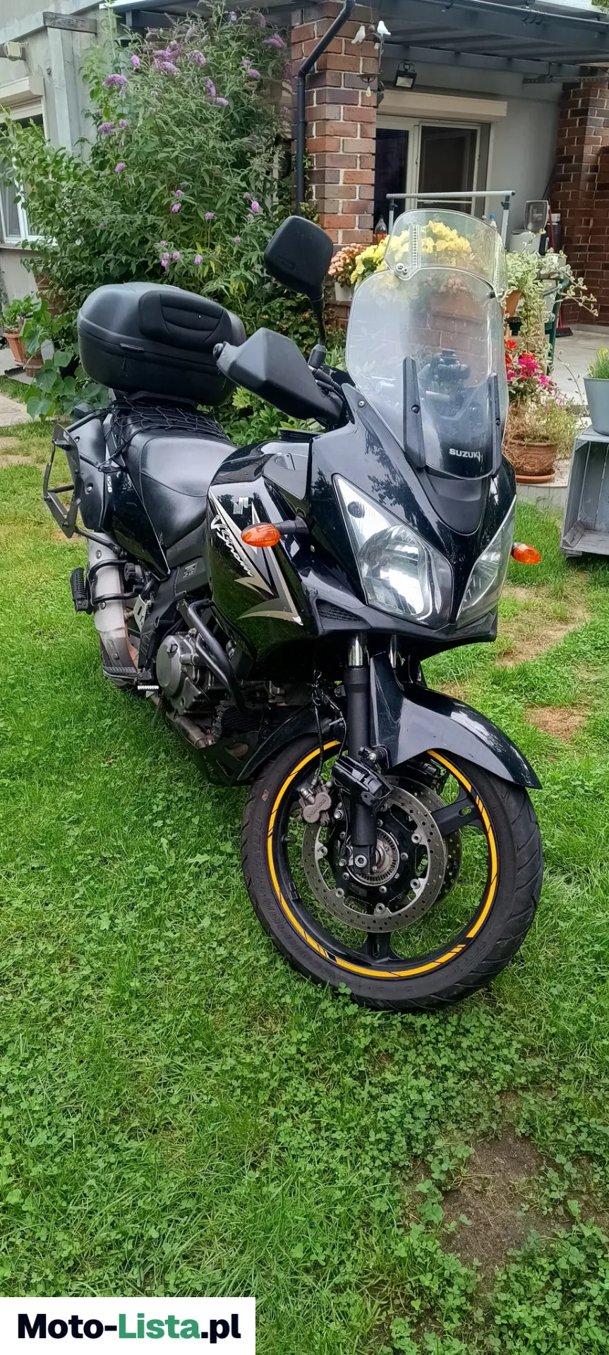 Suzuki V Strom DL 650 2011